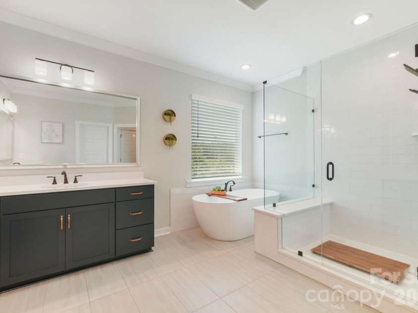 11104 Benjamin Smith Avenue, Huntersville, NC 28078.  MLS# CAR4393924, YatesRealty ID 33631. 