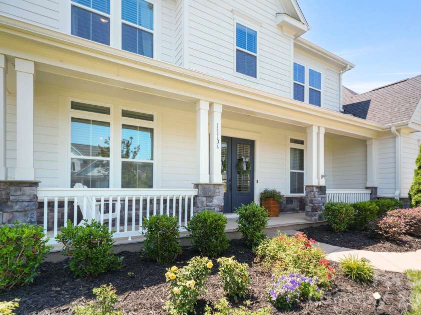11104 Benjamin Smith Avenue, Huntersville, NC 28078.  MLS# CAR4393924, YatesRealty ID 33631. 