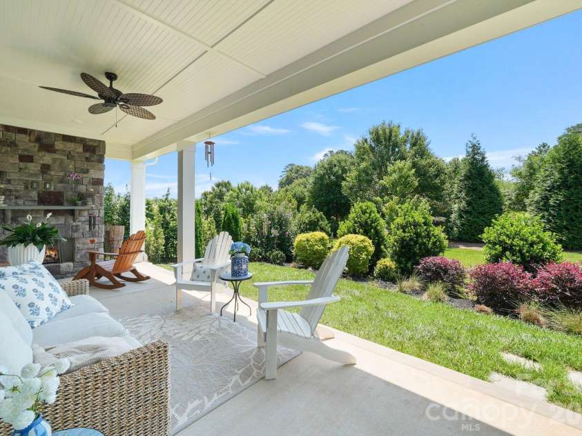 11104 Benjamin Smith Avenue, Huntersville, NC 28078.  MLS# CAR4393924, YatesRealty ID 33631. 