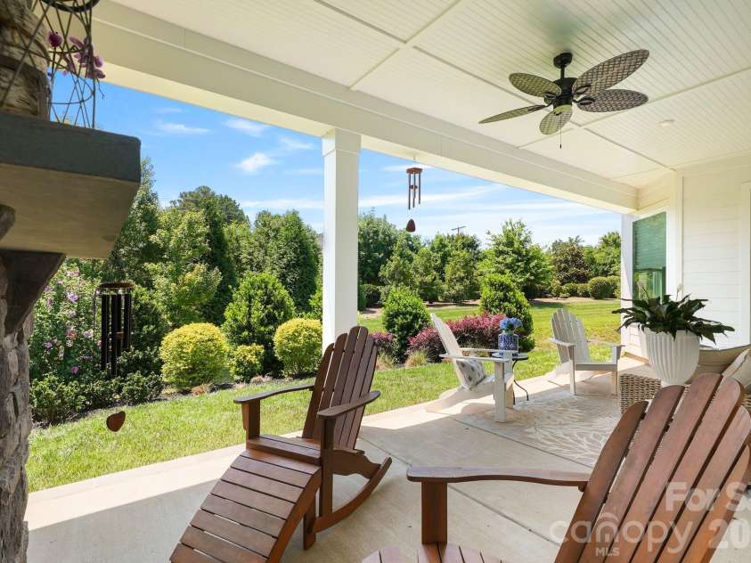 11104 Benjamin Smith Avenue, Huntersville, NC 28078.  MLS# CAR4393924, YatesRealty ID 33631. 