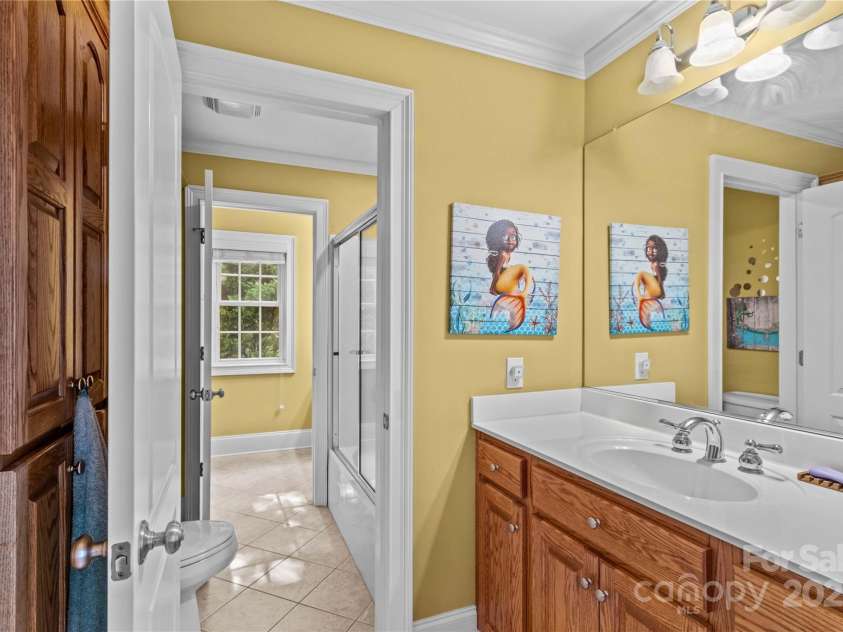 158 Winding Brook Way, Statesville, NC 28625.  MLS# CAR4283672, YatesRealty ID 33632. 