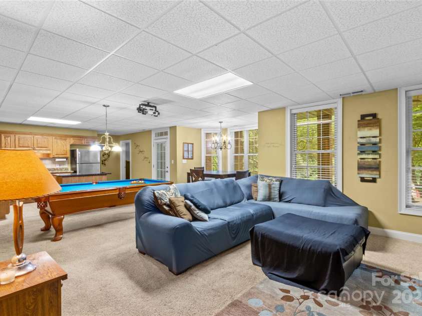 158 Winding Brook Way, Statesville, NC 28625.  MLS# CAR4283672, YatesRealty ID 33632. 