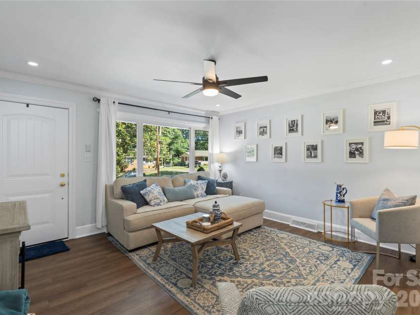 3629 Sargeant Drive, Charlotte, NC 28217.  MLS# CAR4393452, YatesRealty ID 33632. 