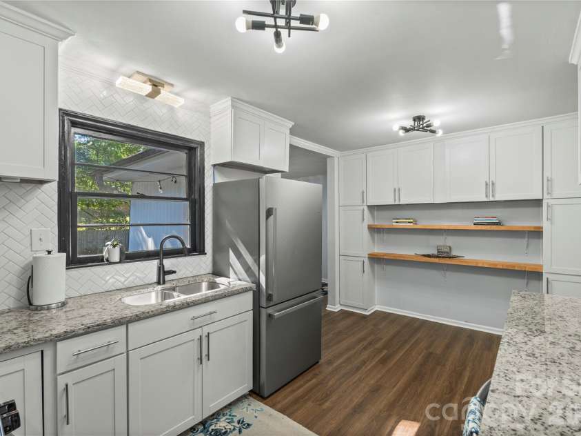 3629 Sargeant Drive, Charlotte, NC 28217.  MLS# CAR4393452, YatesRealty ID 33632. 