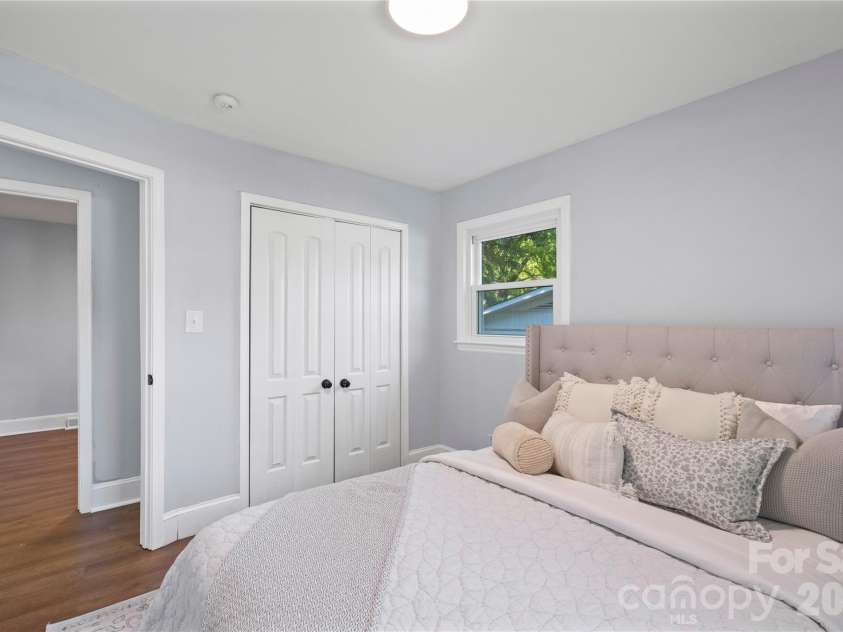 3629 Sargeant Drive, Charlotte, NC 28217.  MLS# CAR4393452, YatesRealty ID 33632. 