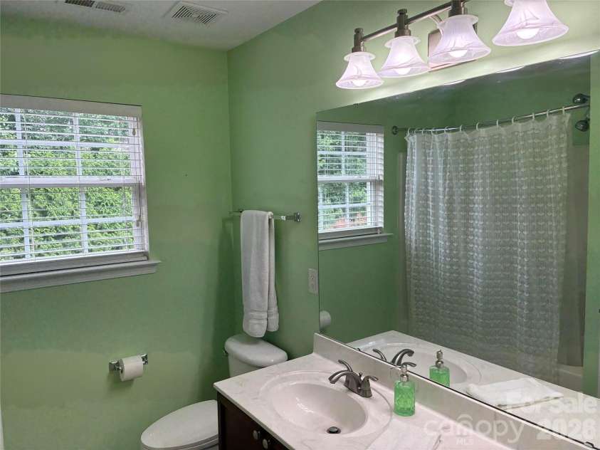 12025 Harmon Lane, Pineville, NC 28134.  MLS# CAR4395151, YatesRealty ID 33633. 