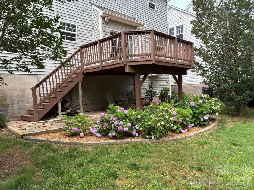 12025 Harmon Lane, Pineville, NC 28134.  MLS# CAR4395151, YatesRealty ID 33633. 