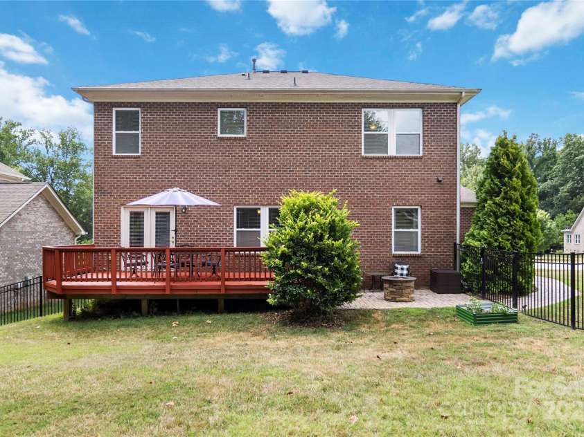 235 Alexandria Drive, Mooresville, NC 28115.  MLS# CAR4280984, YatesRealty ID 33633. 