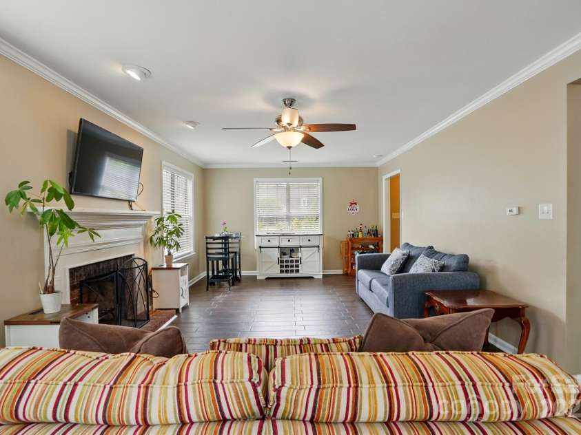 6821 Millingden Court, Charlotte, NC 28277.  MLS# CAR4285252, YatesRealty ID 33634. 