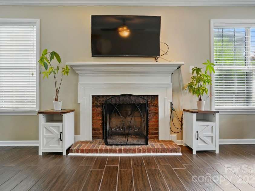 6821 Millingden Court, Charlotte, NC 28277.  MLS# CAR4285252, YatesRealty ID 33634. 