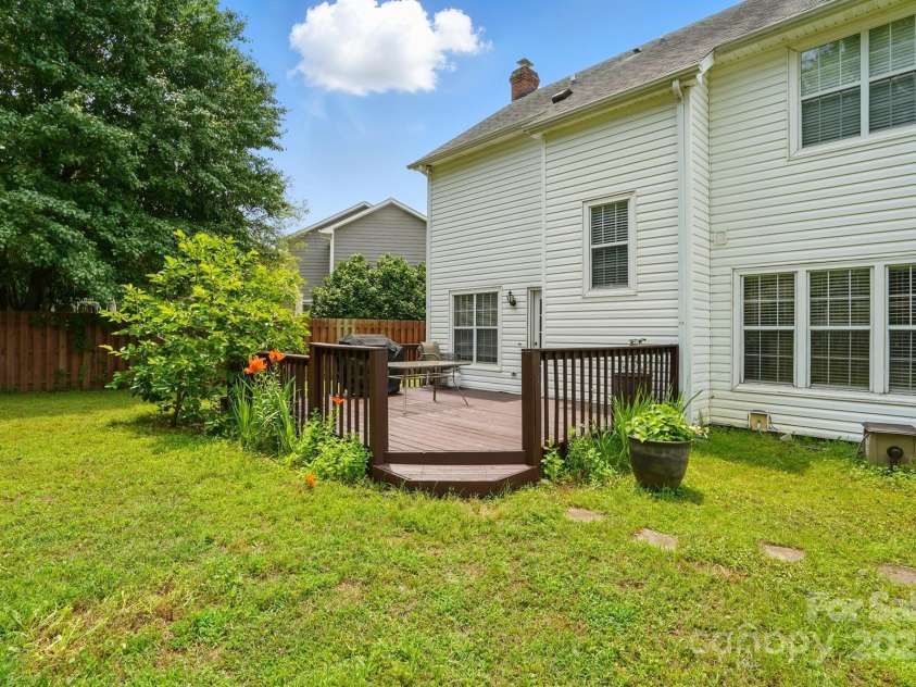 6821 Millingden Court, Charlotte, NC 28277.  MLS# CAR4285252, YatesRealty ID 33634. 