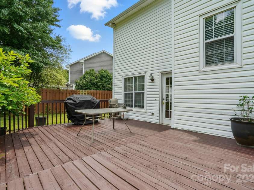 6821 Millingden Court, Charlotte, NC 28277.  MLS# CAR4285252, YatesRealty ID 33634. 