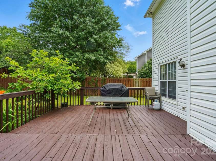 6821 Millingden Court, Charlotte, NC 28277.  MLS# CAR4285252, YatesRealty ID 33634. 