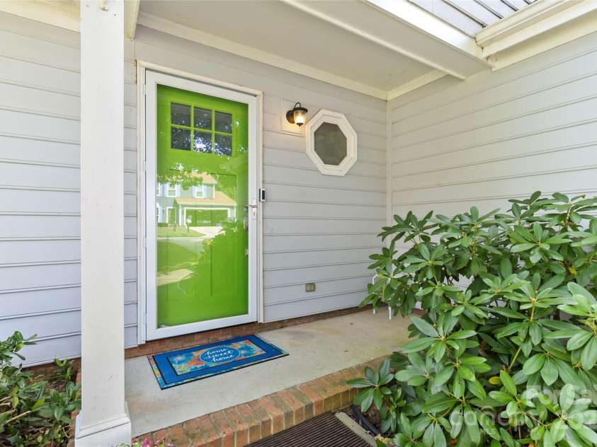 3004 Walsingham Court, Matthews, NC 28105.  MLS# CAR4273424, YatesRealty ID 33635. 