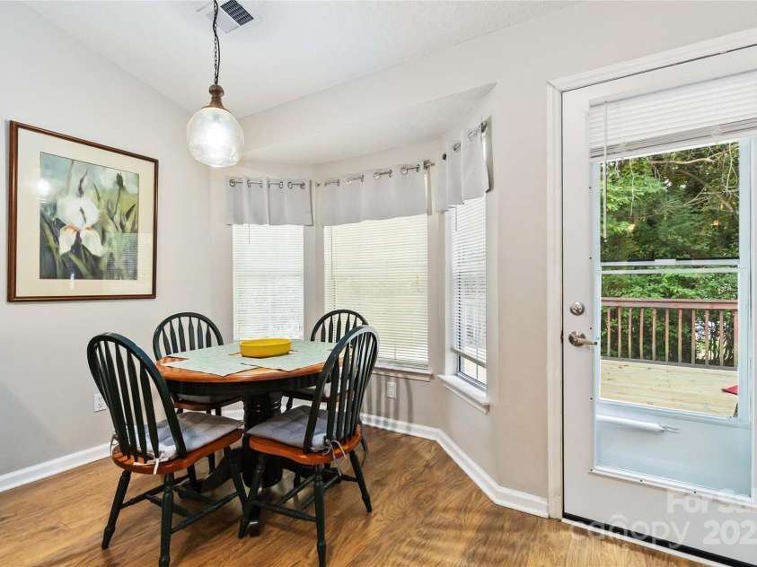 3004 Walsingham Court, Matthews, NC 28105.  MLS# CAR4273424, YatesRealty ID 33635. 