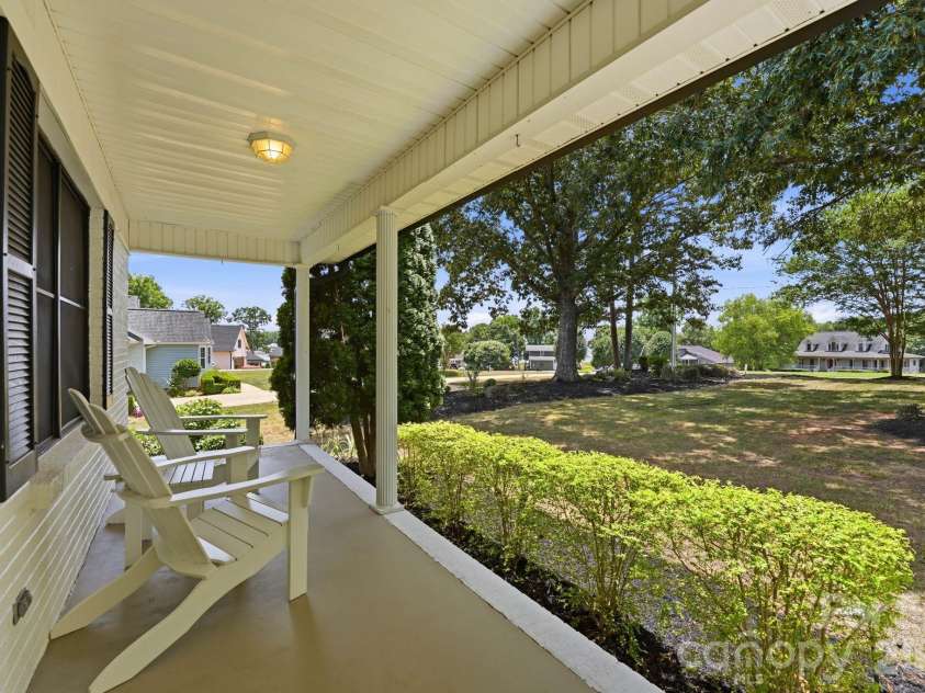 49435 River Run Road, Albemarle, NC 28001.  MLS# CAR4394861, YatesRealty ID 33635. 