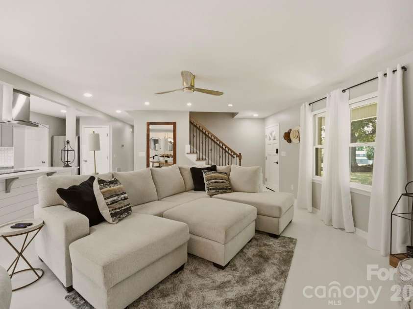 49435 River Run Road, Albemarle, NC 28001.  MLS# CAR4394861, YatesRealty ID 33635. 