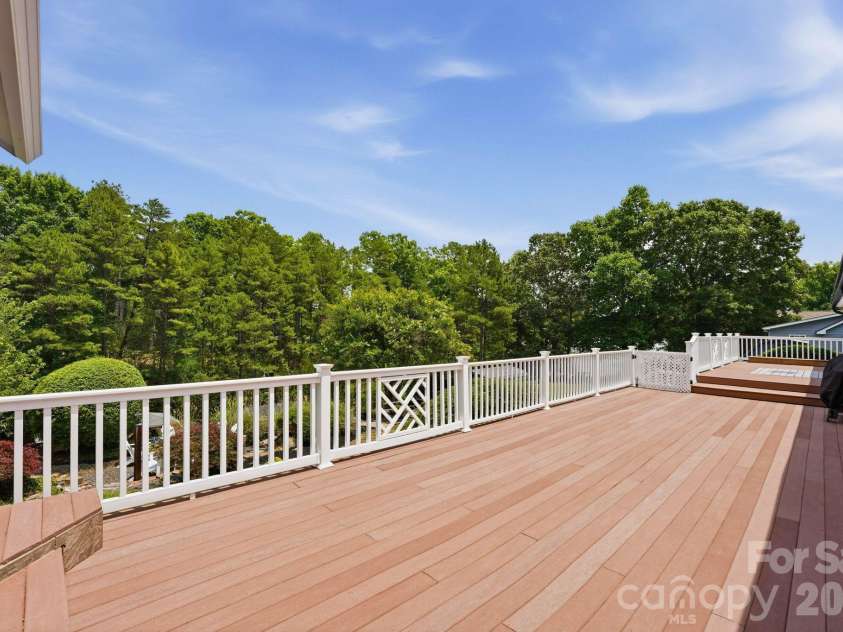 49435 River Run Road, Albemarle, NC 28001.  MLS# CAR4394861, YatesRealty ID 33635. 