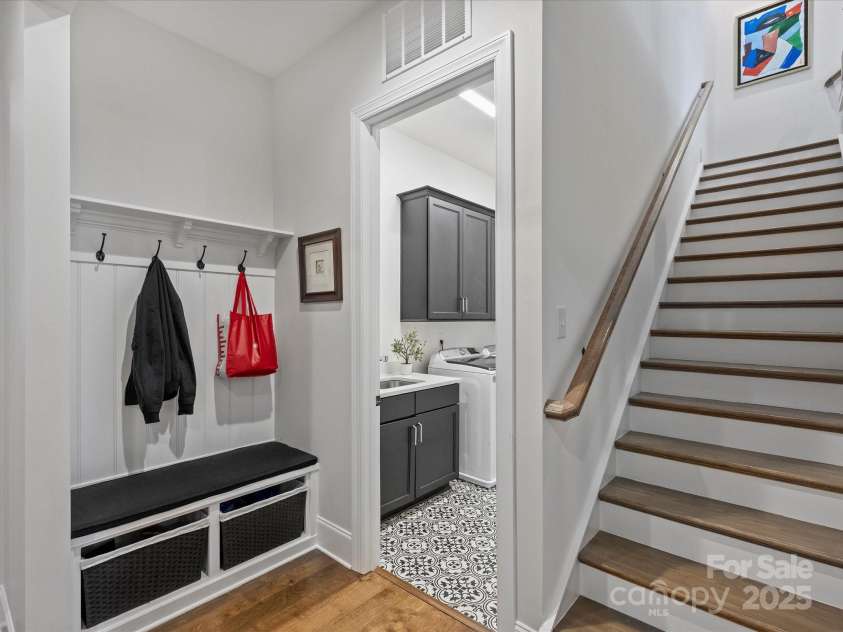 13627 Tranquil Day Drive, Matthews, NC 28105.  MLS# CAR4285895, YatesRealty ID 33636. Drop Zone