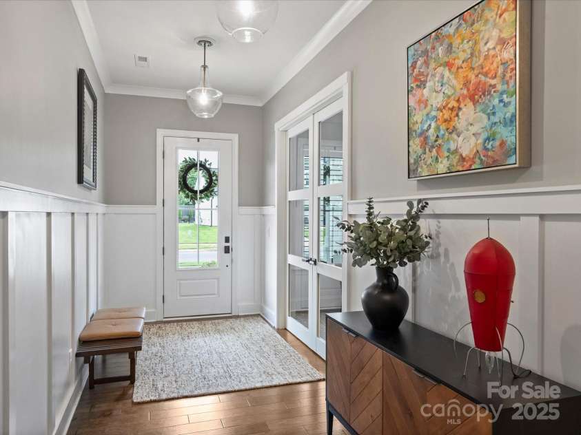13627 Tranquil Day Drive, Matthews, NC 28105.  MLS# CAR4285895, YatesRealty ID 33636. Foyer