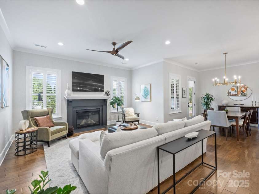 13627 Tranquil Day Drive, Matthews, NC 28105.  MLS# CAR4285895, YatesRealty ID 33636. Living Room