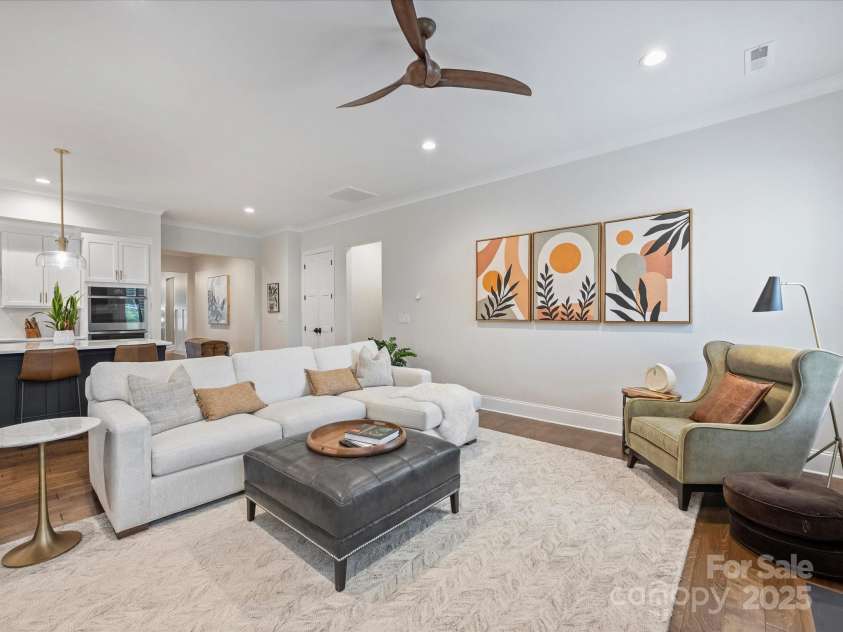 13627 Tranquil Day Drive, Matthews, NC 28105.  MLS# CAR4285895, YatesRealty ID 33636. Living Room