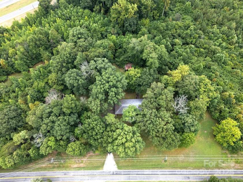 425 Old US 70 Highway, Salisbury, NC 28147.  MLS# CAR4288589, YatesRealty ID 33637. 