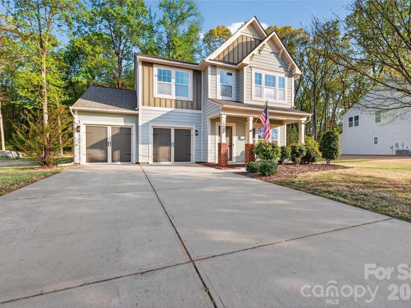 15109 Ockeechobee Court, Mint Hill, NC 28227.  MLS# CAR4392005, YatesRealty ID 33638. FRONT ELEVATION