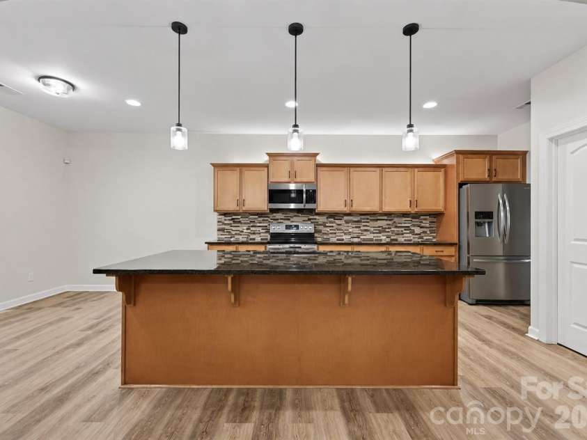 15109 Ockeechobee Court, Mint Hill, NC 28227.  MLS# CAR4392005, YatesRealty ID 33638. Kitchen/Eating Area (Vacant)