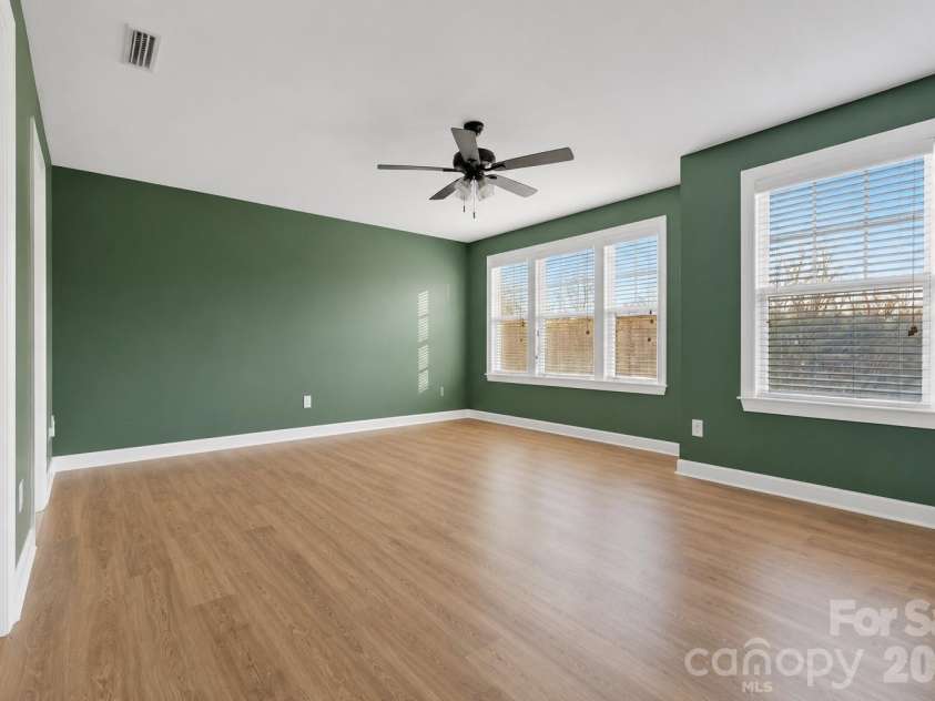 15109 Ockeechobee Court, Mint Hill, NC 28227.  MLS# CAR4392005, YatesRealty ID 33638. Primary Bedroom