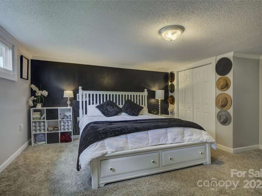 2111 Hodgin Street, Gastonia, NC 28056.  MLS# CAR4289182, YatesRealty ID 33638. Upper level bedroom