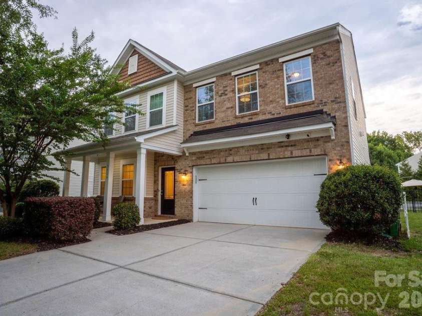 7119 Hermiston Street, Charlotte, NC 28273.  MLS# CAR4395930, YatesRealty ID 33639. 