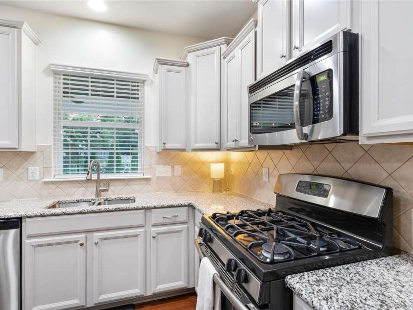 7119 Hermiston Street, Charlotte, NC 28273.  MLS# CAR4395930, YatesRealty ID 33639. 