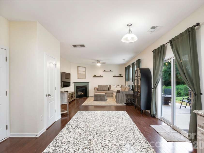 7119 Hermiston Street, Charlotte, NC 28273.  MLS# CAR4395930, YatesRealty ID 33639. 
