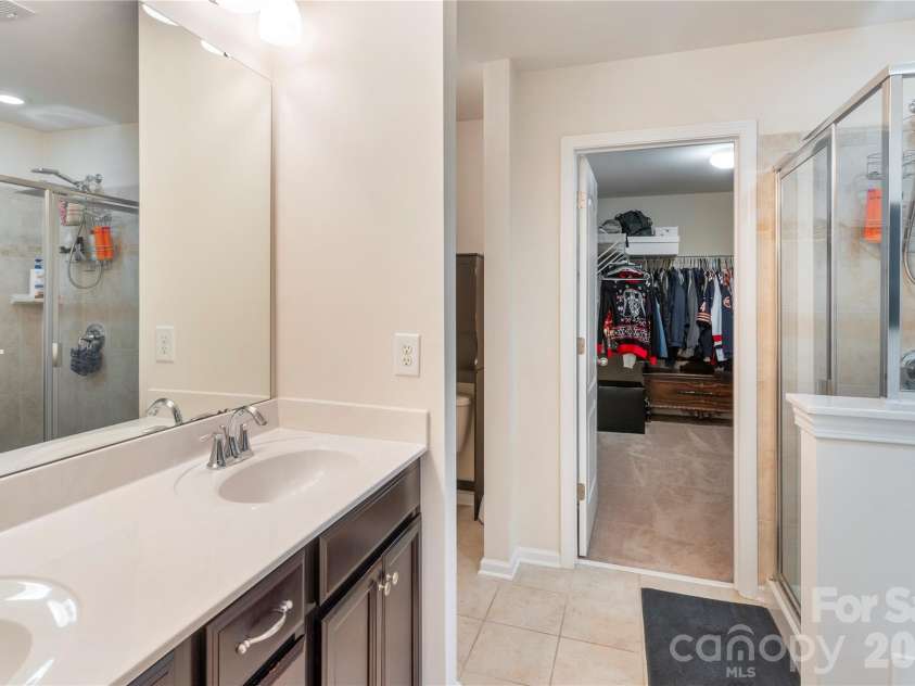 7119 Hermiston Street, Charlotte, NC 28273.  MLS# CAR4395930, YatesRealty ID 33639. 