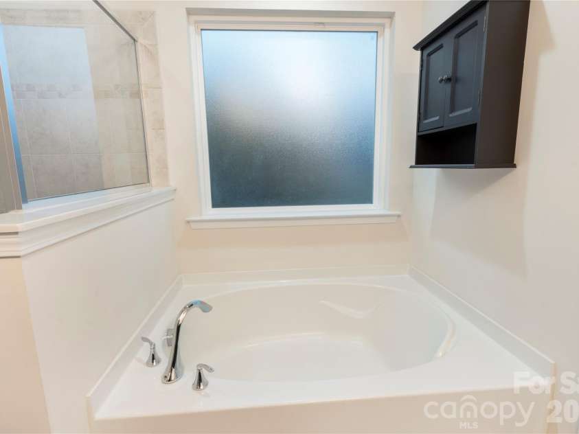 7119 Hermiston Street, Charlotte, NC 28273.  MLS# CAR4395930, YatesRealty ID 33639. 