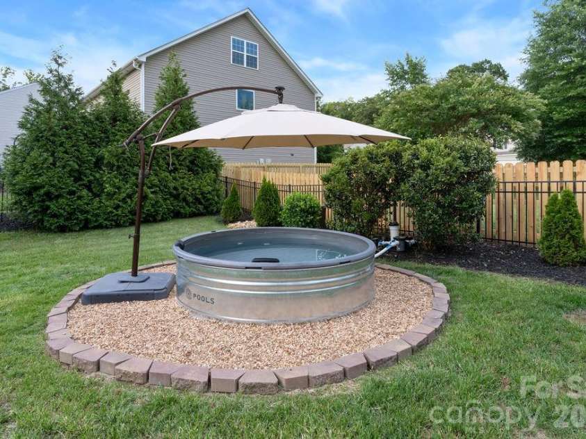 7119 Hermiston Street, Charlotte, NC 28273.  MLS# CAR4395930, YatesRealty ID 33639. 
