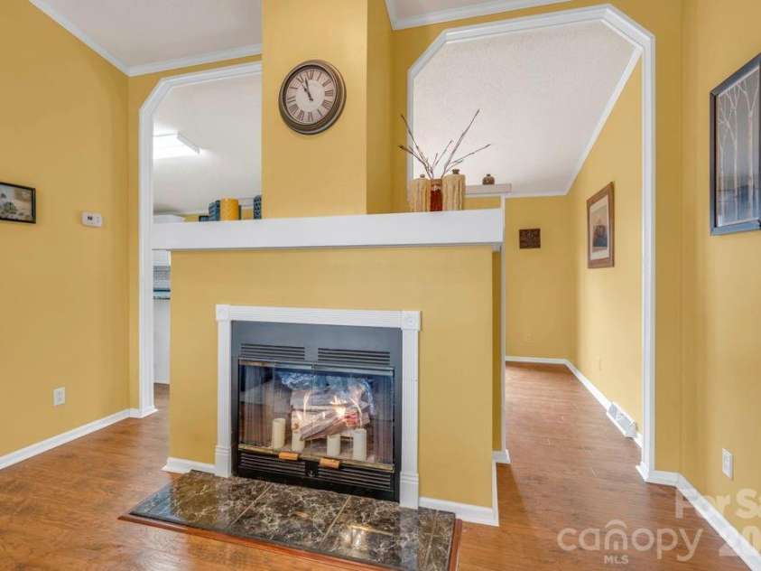 401 Lynn Gap Road, Spruce Pine, NC 28777.  MLS# CAR4354134, YatesRealty ID 3364. 