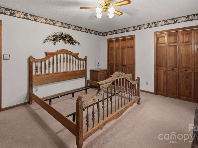 2150 Kingsburry Road, York, SC 29745.  MLS# CAR4291228, YatesRealty ID 33640. 