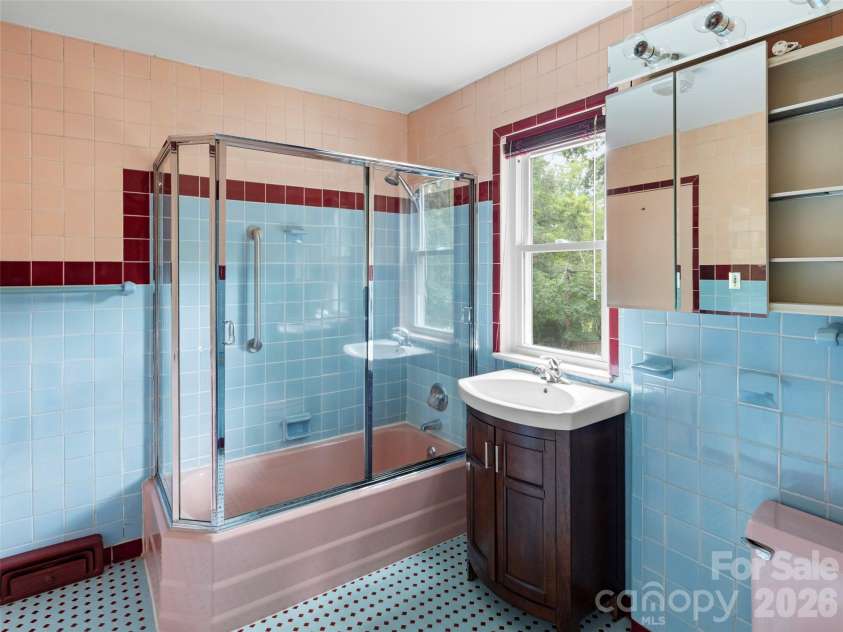5 Normandy Road, Asheville, NC 28803.  MLS# CAR4397239, YatesRealty ID 33640. 