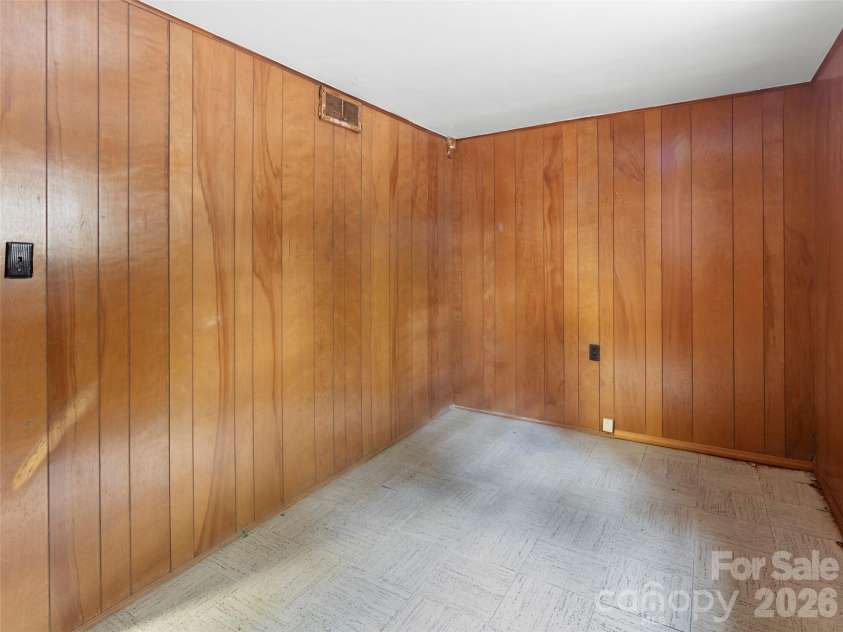 5 Normandy Road, Asheville, NC 28803.  MLS# CAR4397239, YatesRealty ID 33640. 