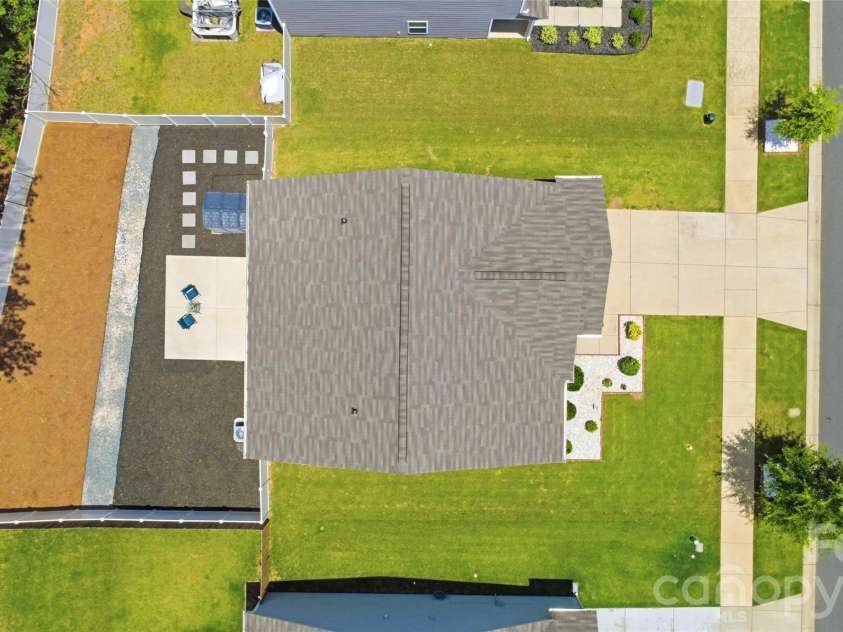 5221 Upton Place, Charlotte, NC 28215.  MLS# CAR4397342, YatesRealty ID 33641. Full Property Drone view