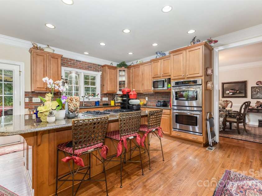952 Hickory Stick Drive, Fort Mill, SC 29715.  MLS# CAR4288390, YatesRealty ID 33641. 