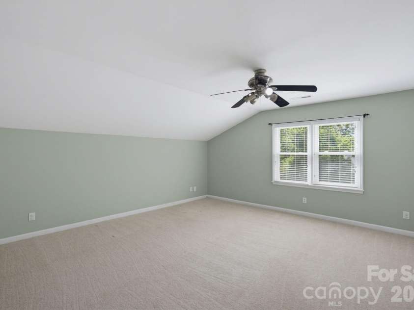 6632 Elmstone Drive, Charlotte, NC 28277.  MLS# CAR4397020, YatesRealty ID 33642. 