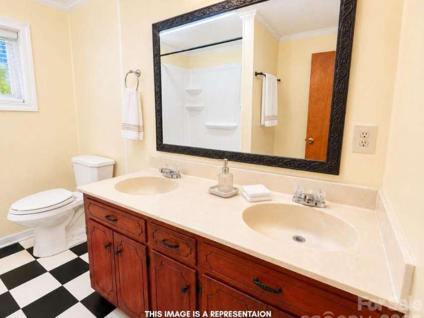 102 Aderholdt Road, Bessemer City, NC 28016.  MLS# CAR4397311, YatesRealty ID 33643. 
