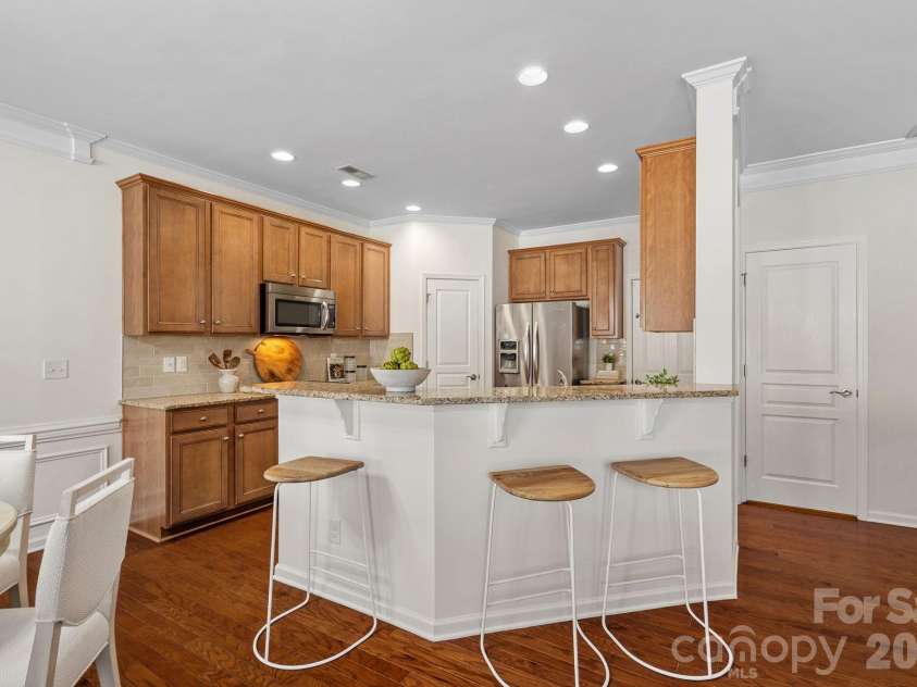 1809 Royal Gorge Avenue, Charlotte, NC 28210.  MLS# CAR4394316, YatesRealty ID 33644. 