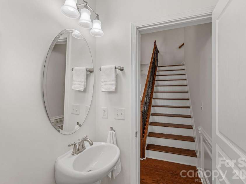 1809 Royal Gorge Avenue, Charlotte, NC 28210.  MLS# CAR4394316, YatesRealty ID 33644. 