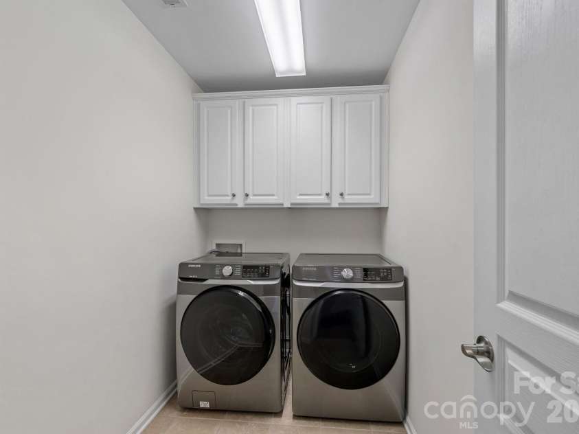 1809 Royal Gorge Avenue, Charlotte, NC 28210.  MLS# CAR4394316, YatesRealty ID 33644. 