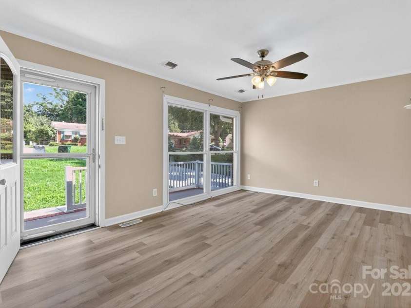2221 Ludlow Drive, Charlotte, NC 28216.  MLS# CAR4292812, YatesRealty ID 33644. Alt view of Living Room *Unstaged*