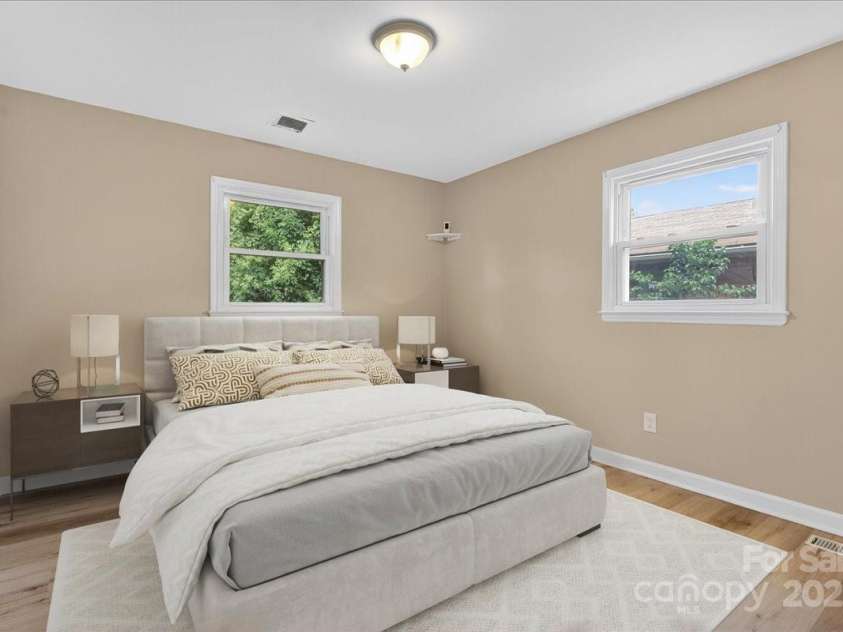 2221 Ludlow Drive, Charlotte, NC 28216.  MLS# CAR4292812, YatesRealty ID 33644. Primary Bedroom *Virtually Staged*